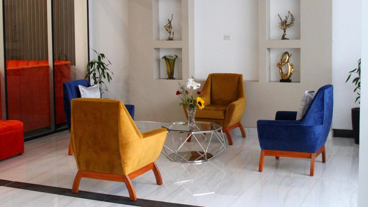 Sm Hotel Plus 利马 外观 照片