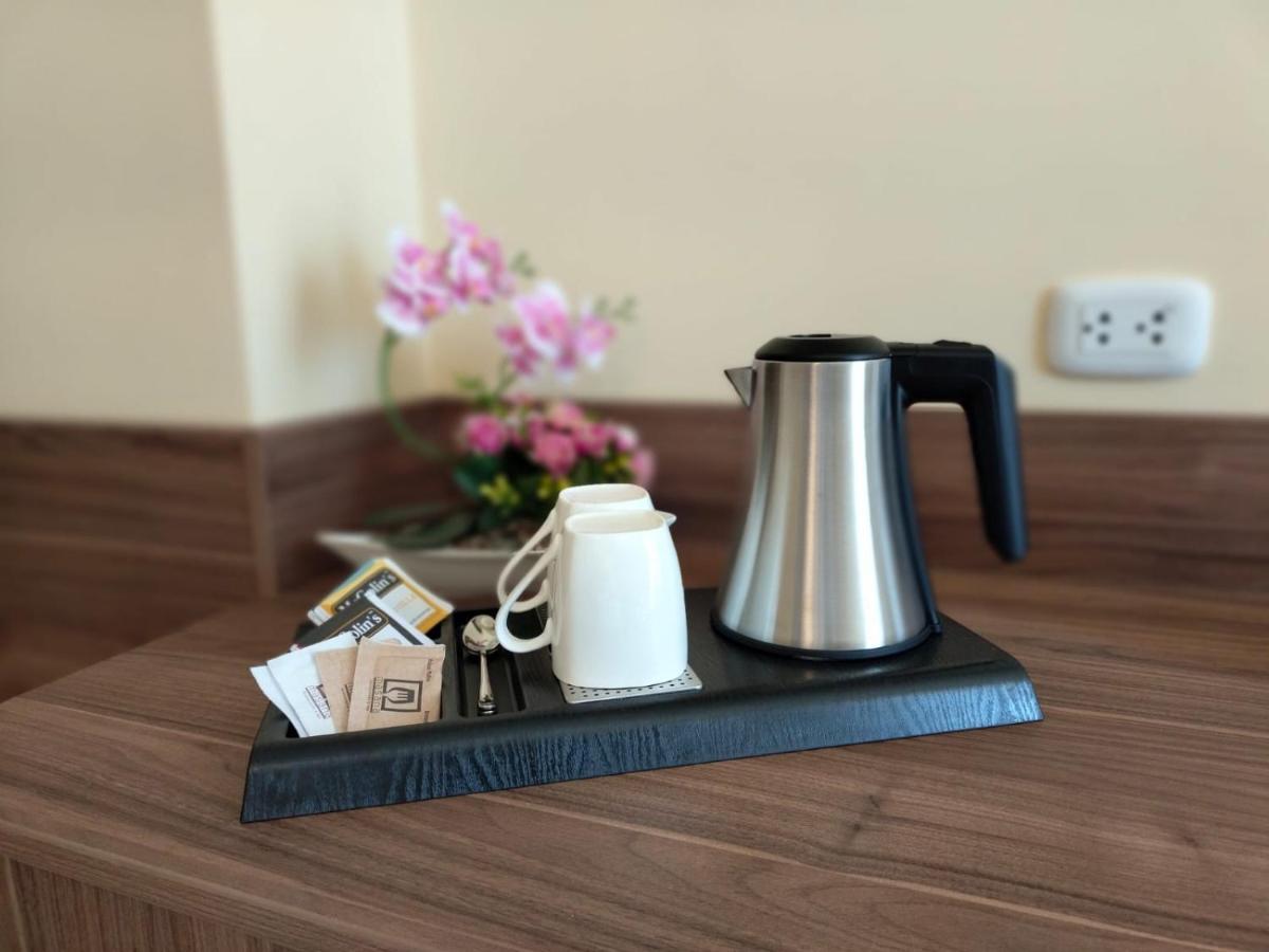 Sm Hotel Plus 利马 外观 照片
