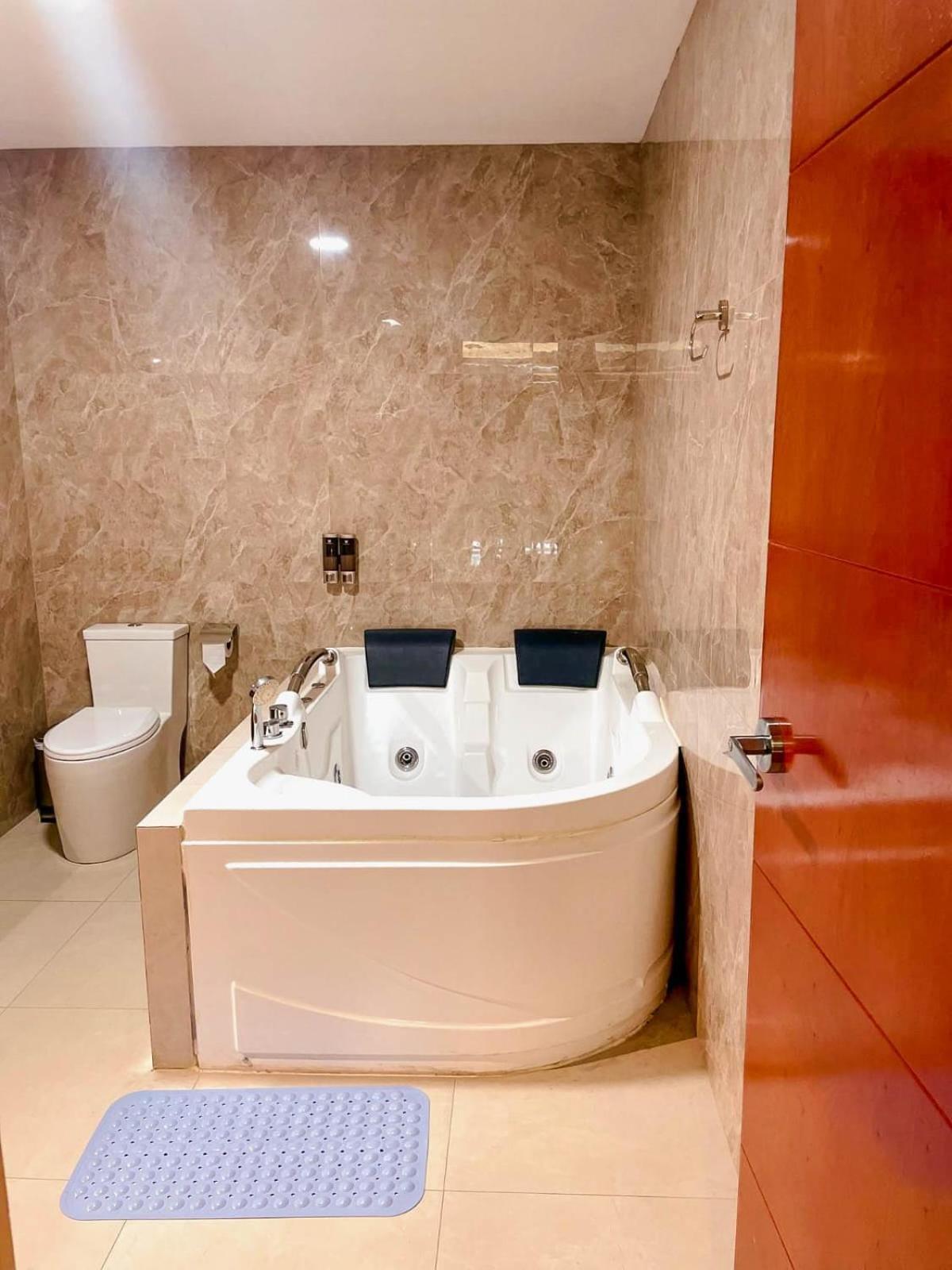 Sm Hotel Plus 利马 外观 照片